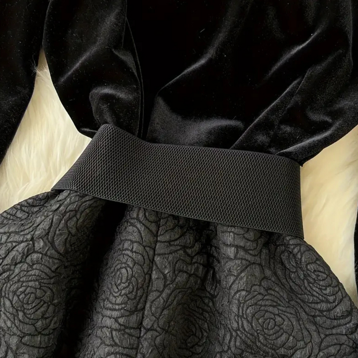 Donata | Robe classique brodée pour femmes