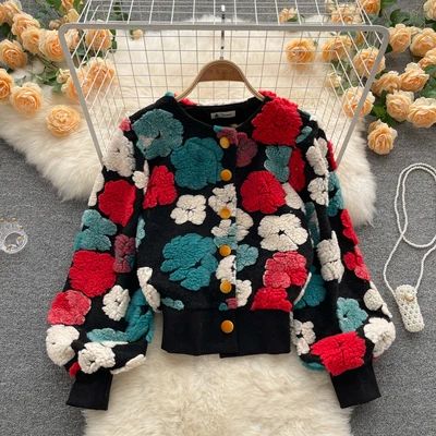 Tova | Gilet brodé fleuri pour femmes