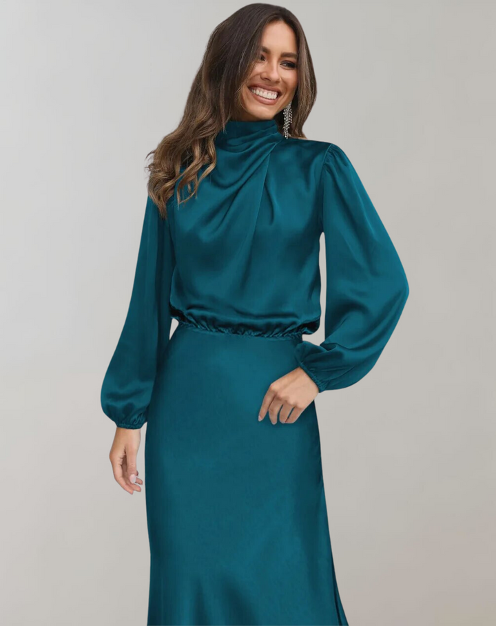 Isabela | Robe en satin à manches longues