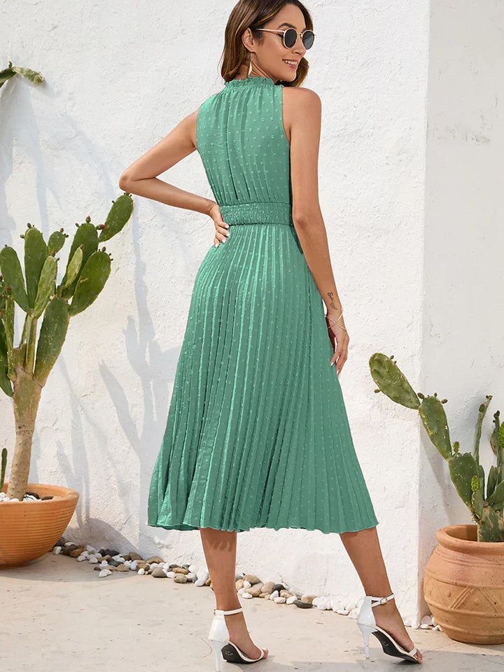 Sekai | Robe plissée avec dos-nu