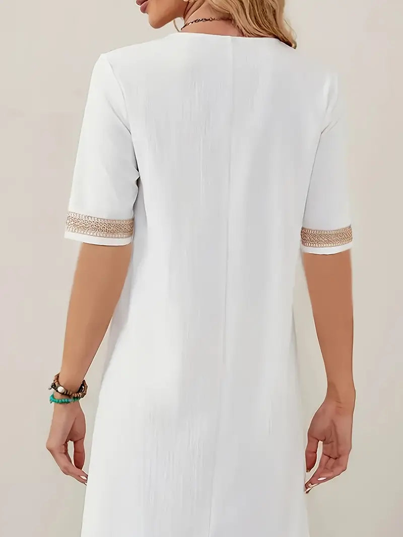 Robe d'été à col en V et détails en crochet pour femmes - Minty