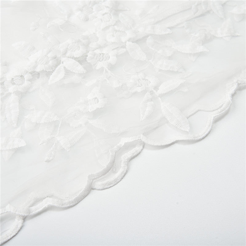 Deirdre | Elégante robe d'été blanche