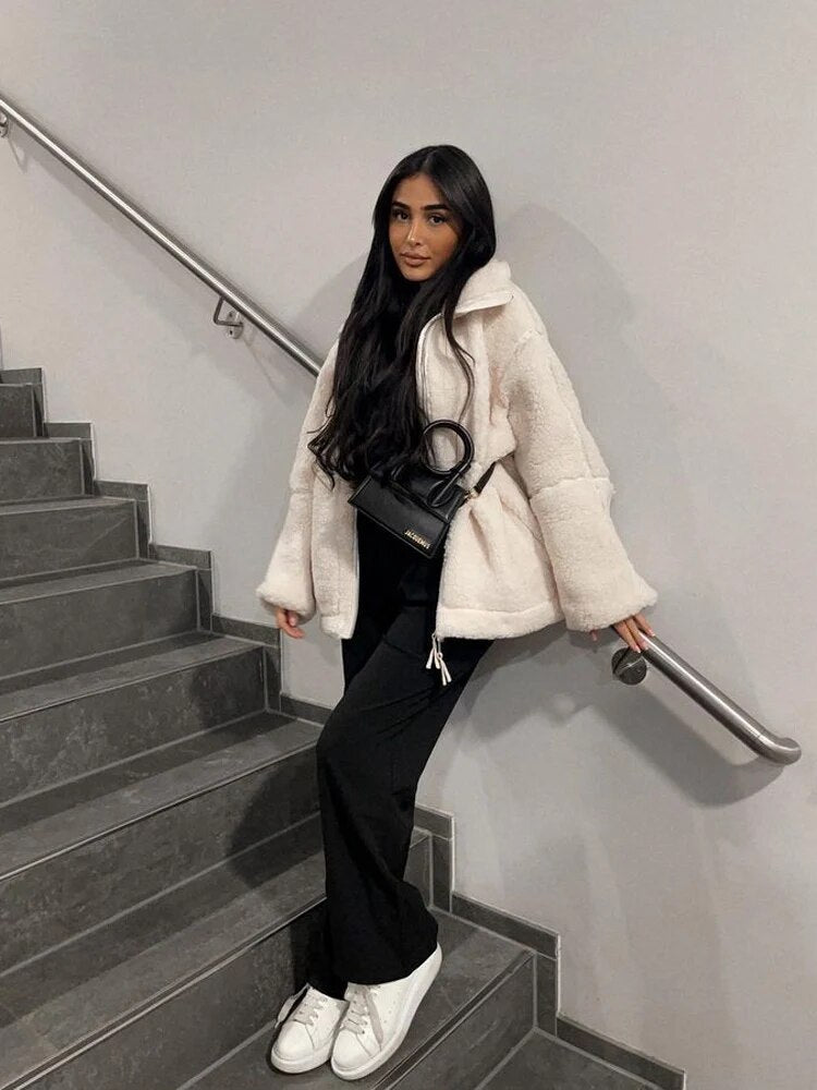 Edna | Manteau en laine à col roulé pour femme avec laine d'agneau