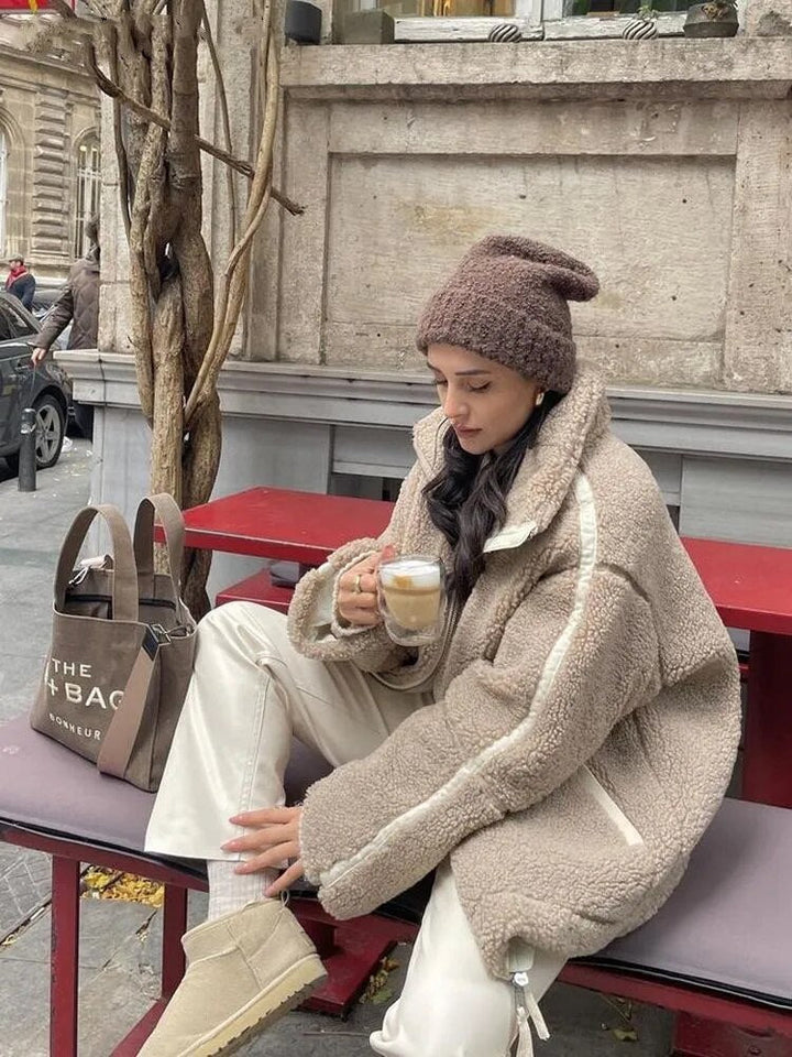 Edna | Manteau en laine à col roulé pour femme avec laine d'agneau
