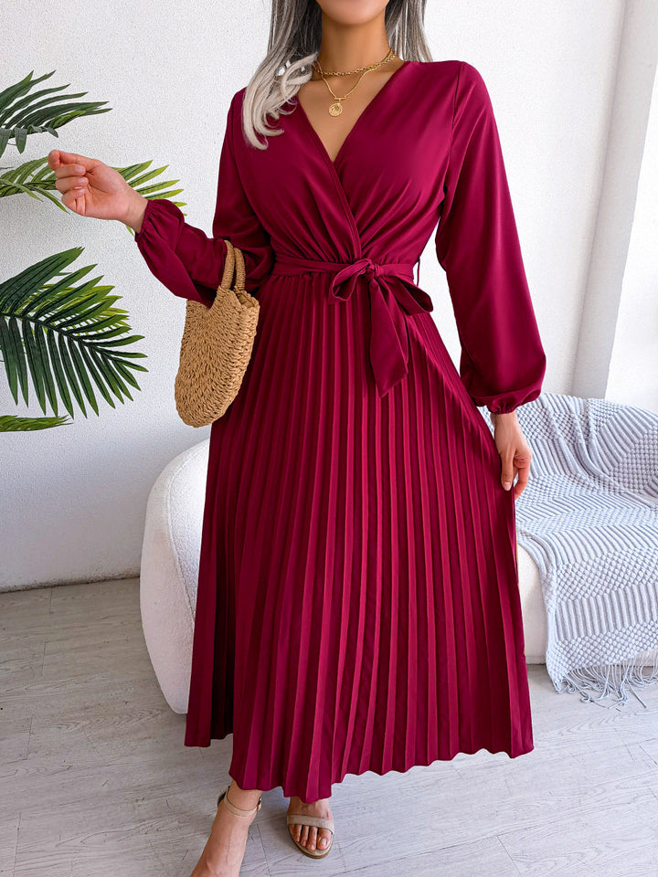 Jenna - Robe maxi élégante à manches longues plissée avec taille nouée