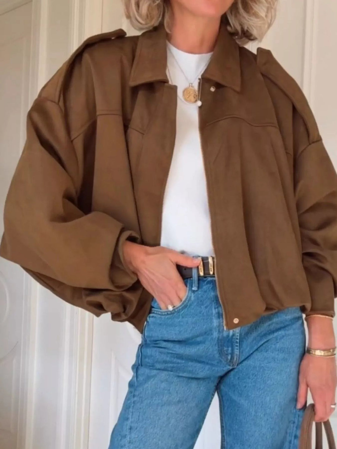 Hattie - Veste zippée effet daim à épaules tombantes