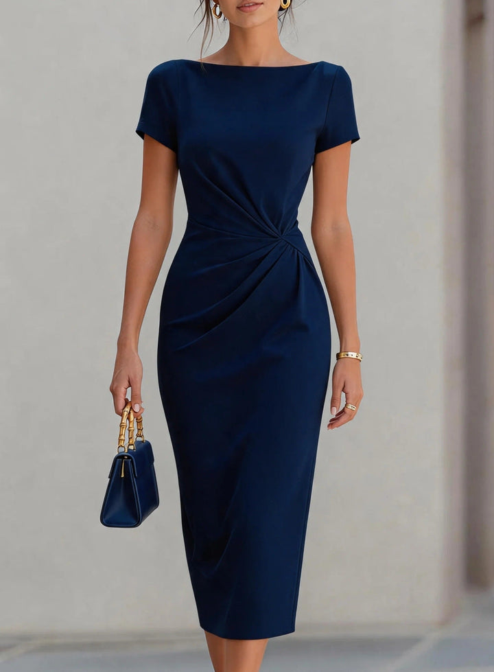 Eulalie - Robe plissée à la taille ajustée et à manches courtes, très élégante