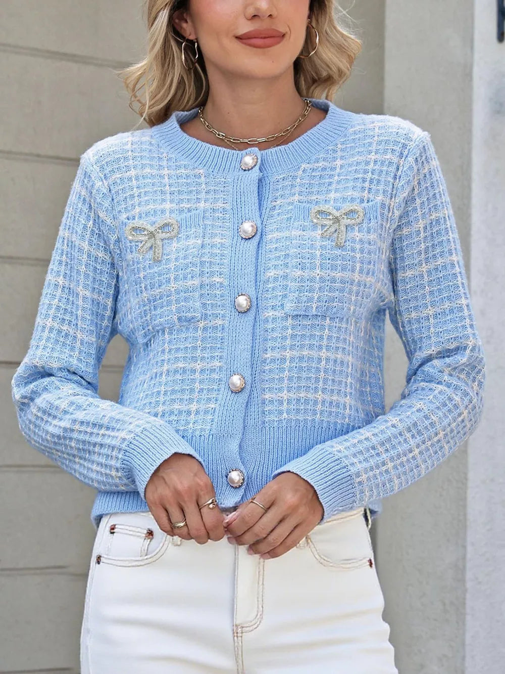 Ovelia - Cardigan chic à carreaux avec décor nœuds boutonné