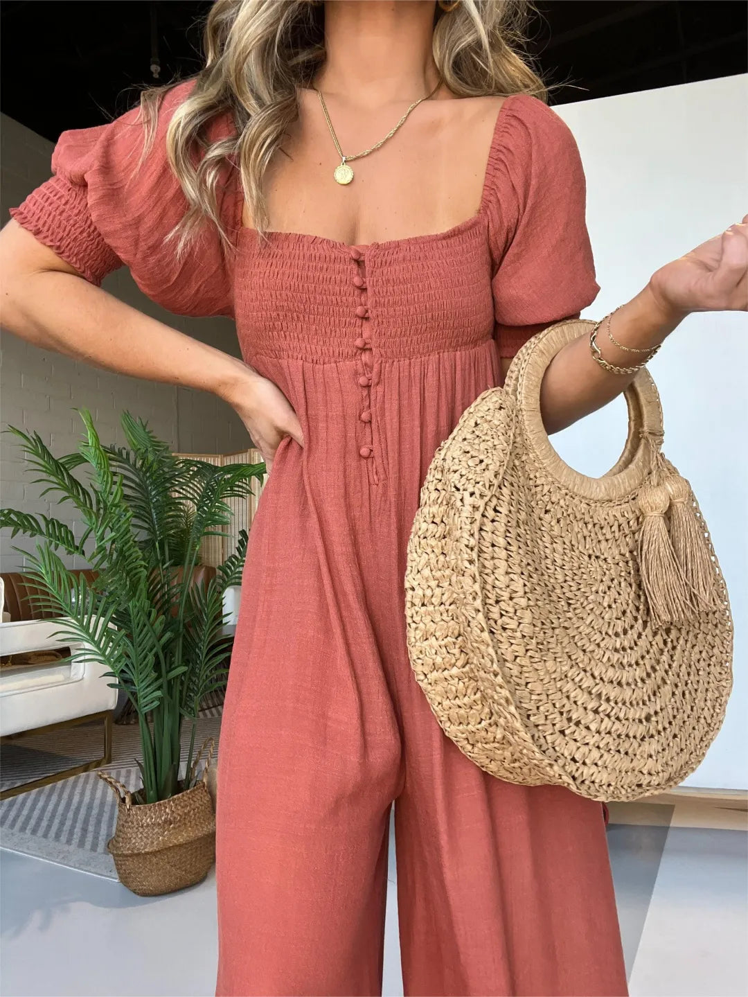 Nadia | Robe de femme avec corsage smocké Bouton