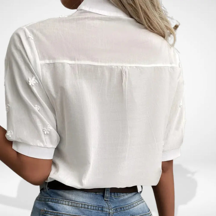 Blouse à broderies florales délicates pour Femmes – Merle