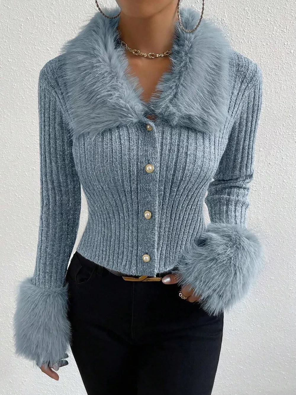 Ninette - Cardigan court en maille côtelée avec bordure en fausse fourrure