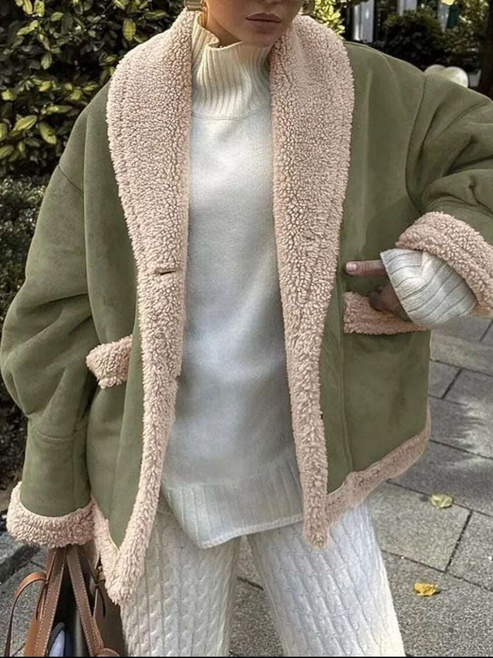 Xamira - Veste élégante à col duveteux et manches longues