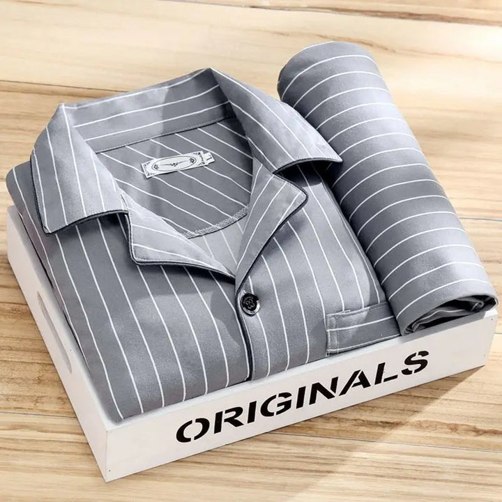 Jorn | Pyjama rayé élégant et confortable pour hommes