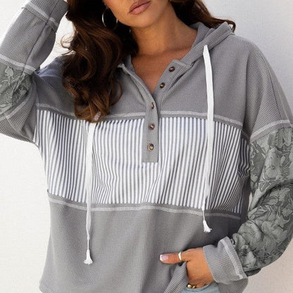 Tiffany - Veste à capuche tricotée rayée décontractée