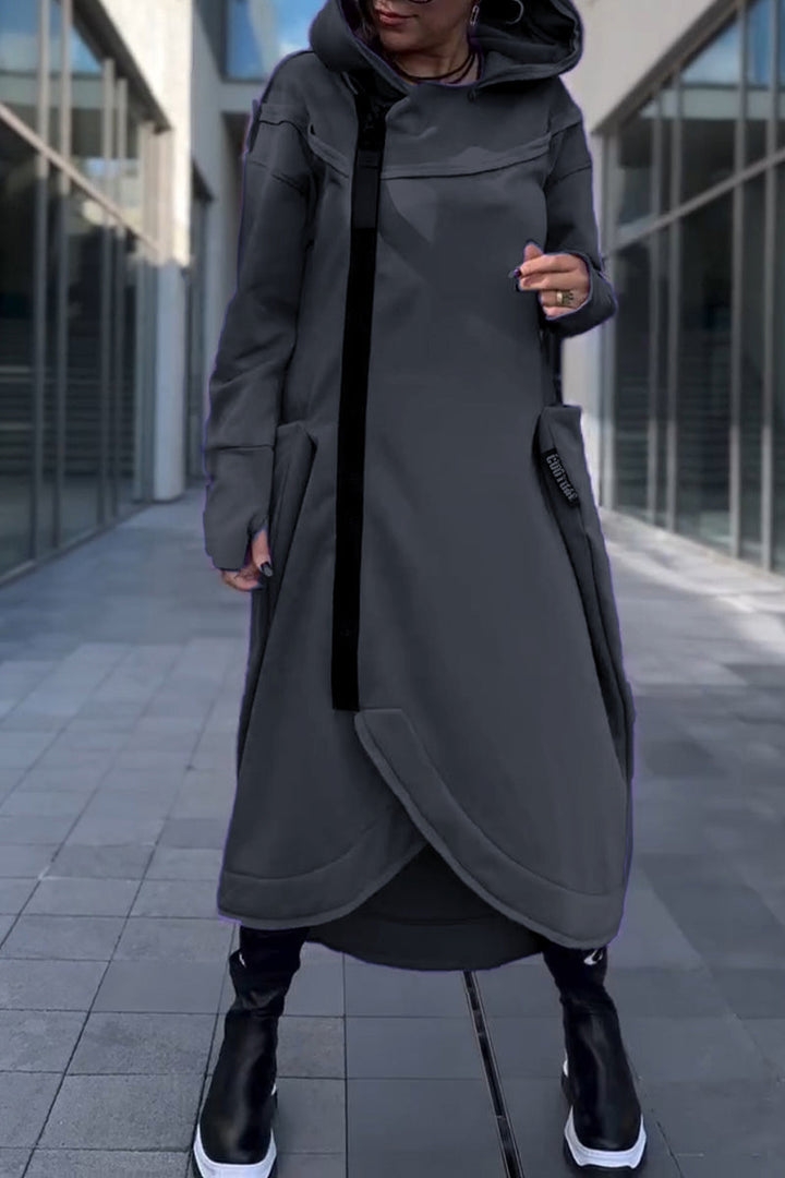 Quenora - Robe Longue d’Hiver Asymétrique avec Capuche