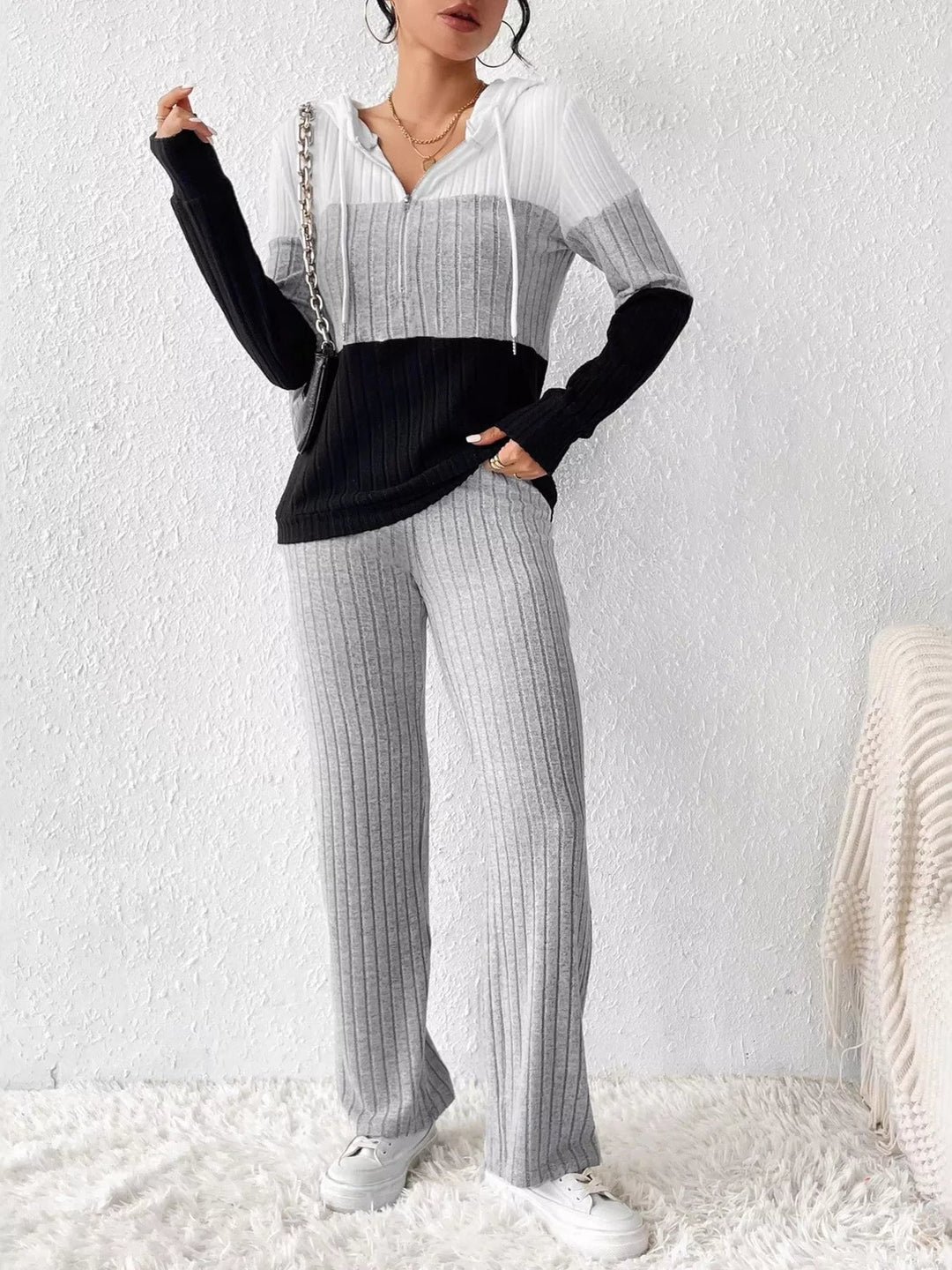Dahlia - Ensemble Élégant Hoodie à Demi-Zip et Pantalon