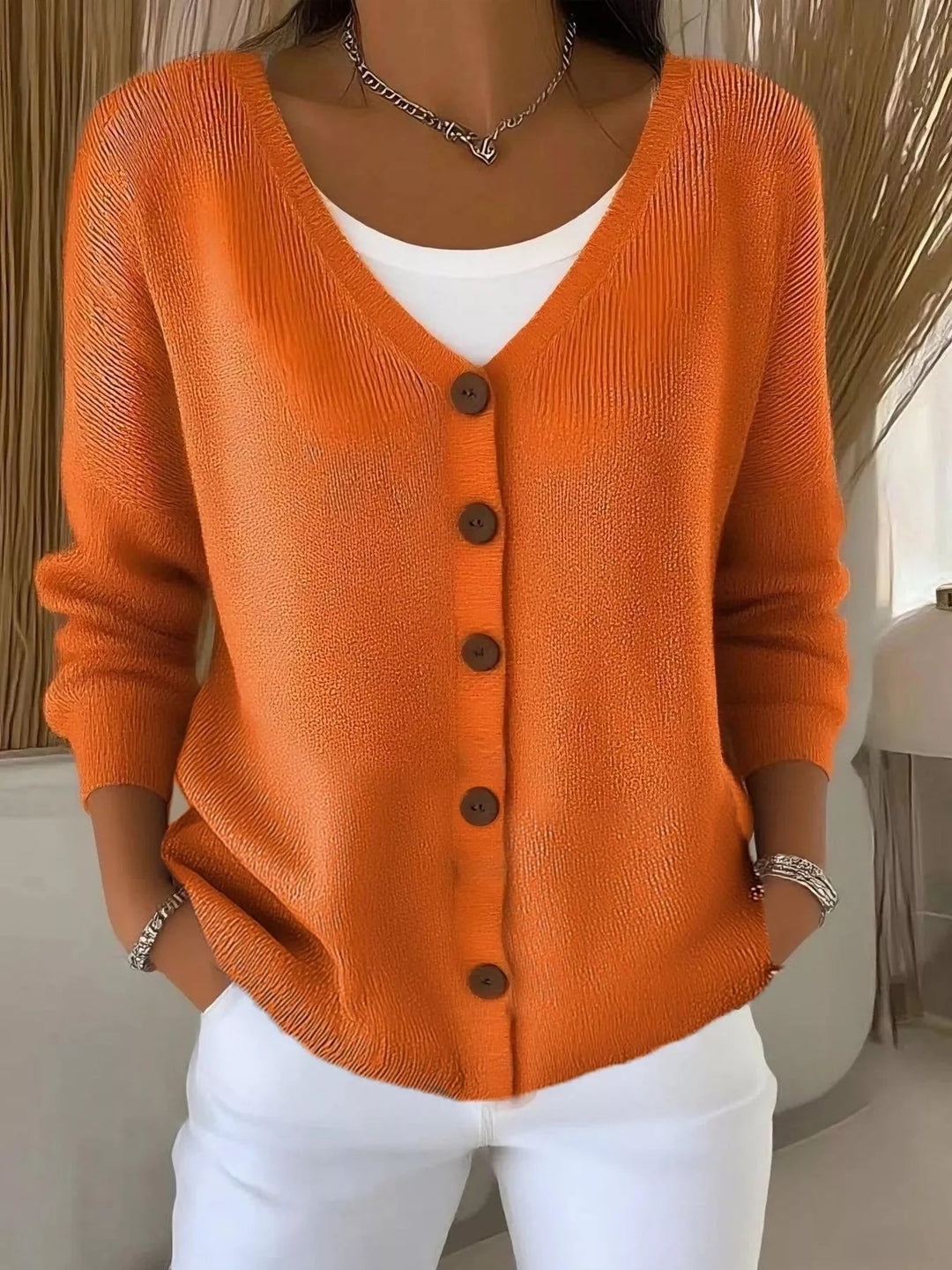 Adara - Cardigan élégant boutonné à col en V