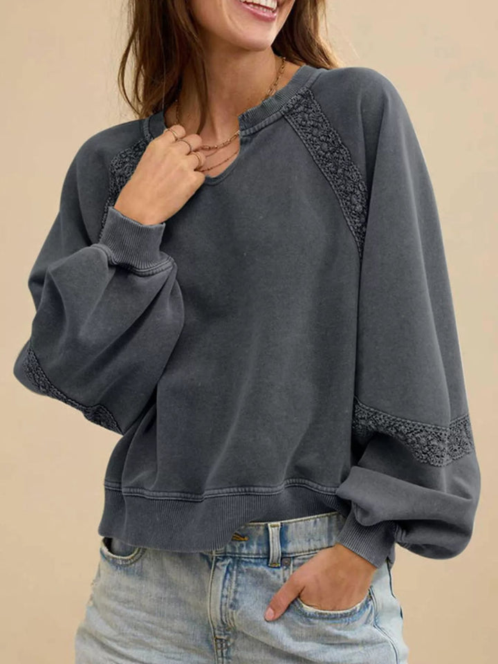 Dainora - Sweat Ample Élégant à Manches Longues avec Détails en Dentelle