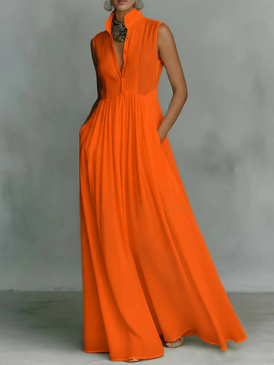 Christie - Robe longue élégante sans manches à col montant et boutons