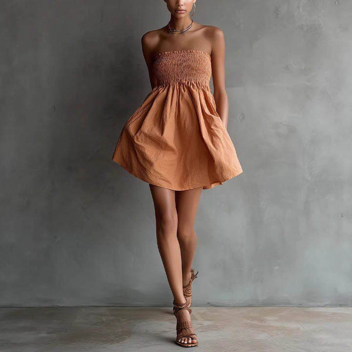 Suzanne - Mini-robe tube sans bretelles très chic