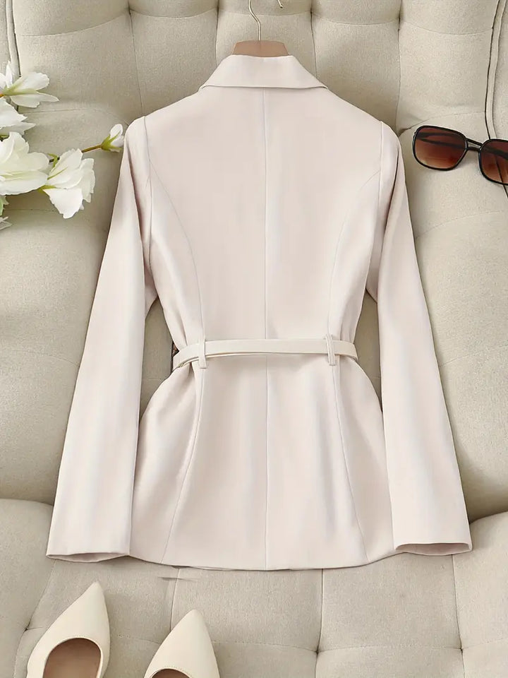 Ada | Élégant Blazer Cintré à Boutons pour Femmes