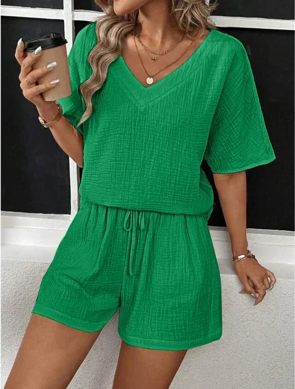 Aline - Ensemble chic t-shirt ample col en V et short