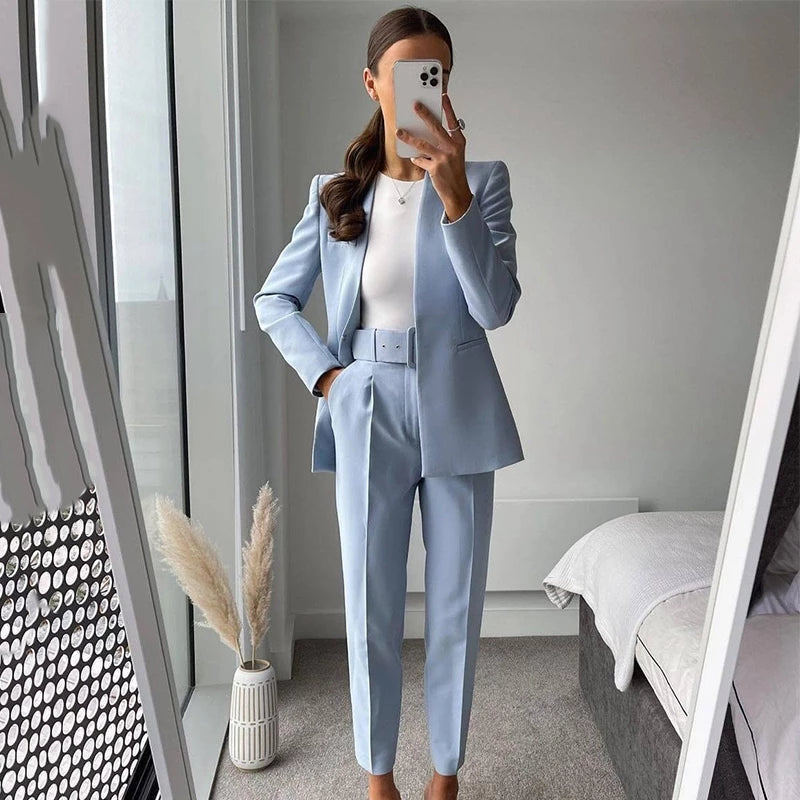 Mikhaela | Pantalon taille haute avec ceinture pour femmes