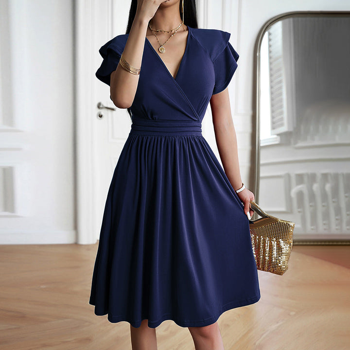 Shantelle | Robe à manches courtes à col en V de couleur unie pour femmes