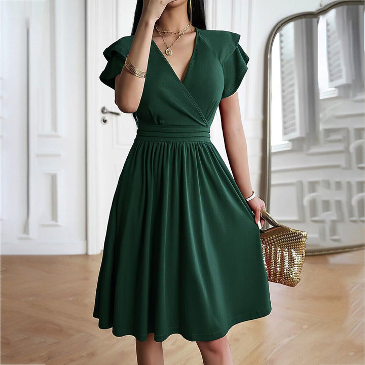 Shantelle | Robe à manches courtes à col en V de couleur unie pour femmes