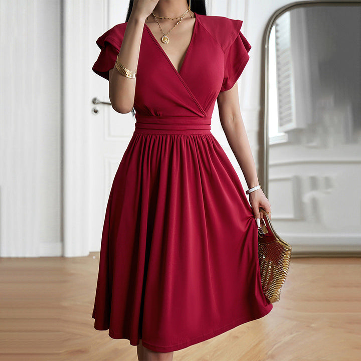 Shantelle | Robe à manches courtes à col en V de couleur unie pour femmes