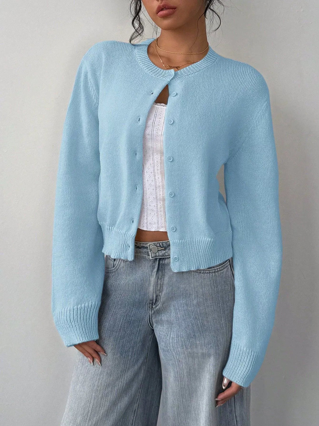 Loretta - Cardigan Court Élégant en Maille avec Boutons