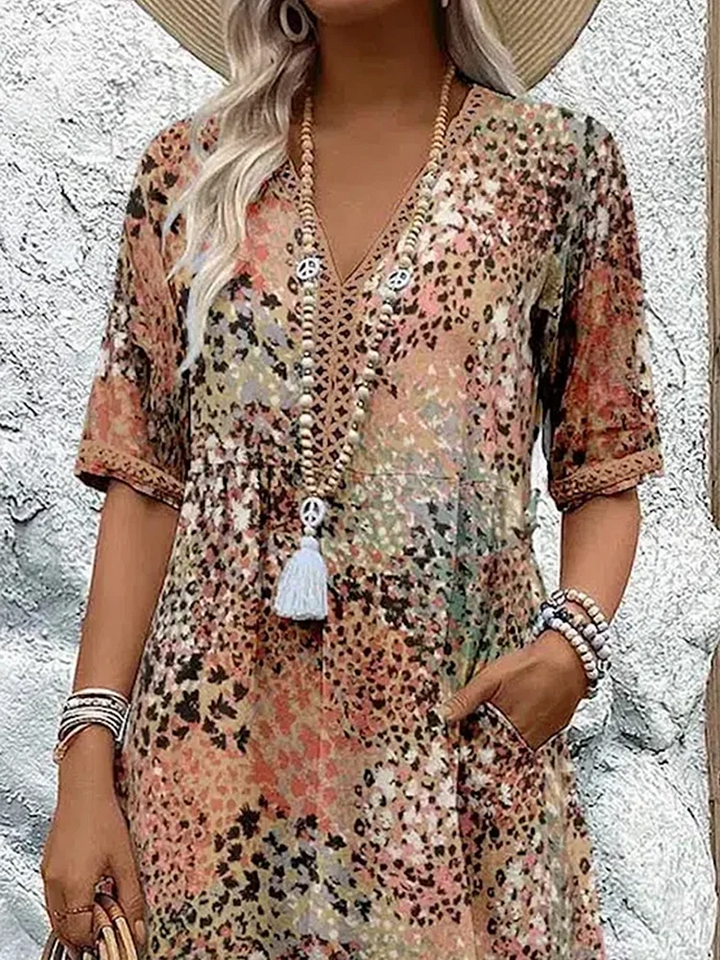 Robe douce pour femmes avec décolleté en V | Midi 5