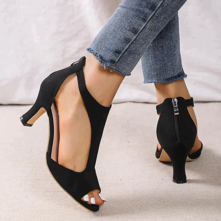 Sandales orthopédiques pour les femmes avec un soutien à la voûte et une conception élégante 2