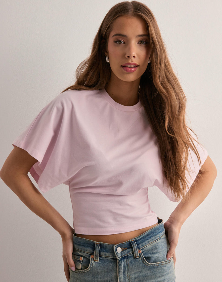 T-shirt à tendance amaya avec des manches larges 2