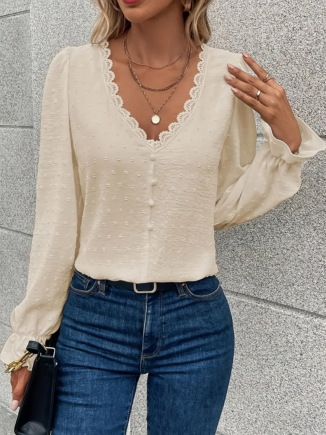 Janela - Blouse élégante à manches longues avec col en dentelle et col en V