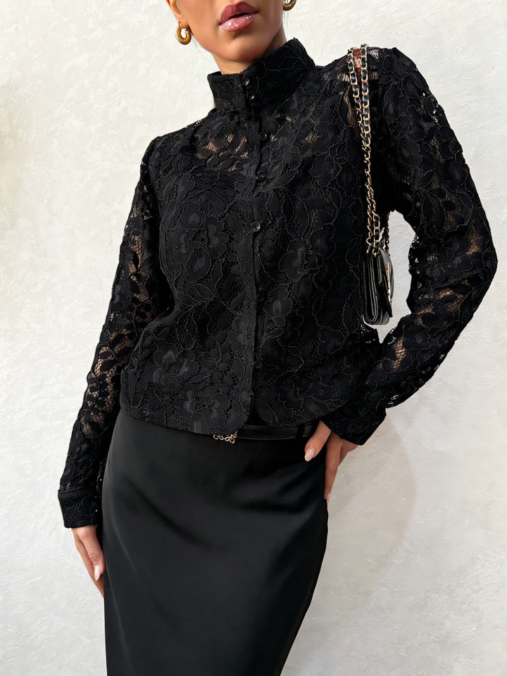 Adelia - Blouse élégante en dentelle florale à col montant et manches longues