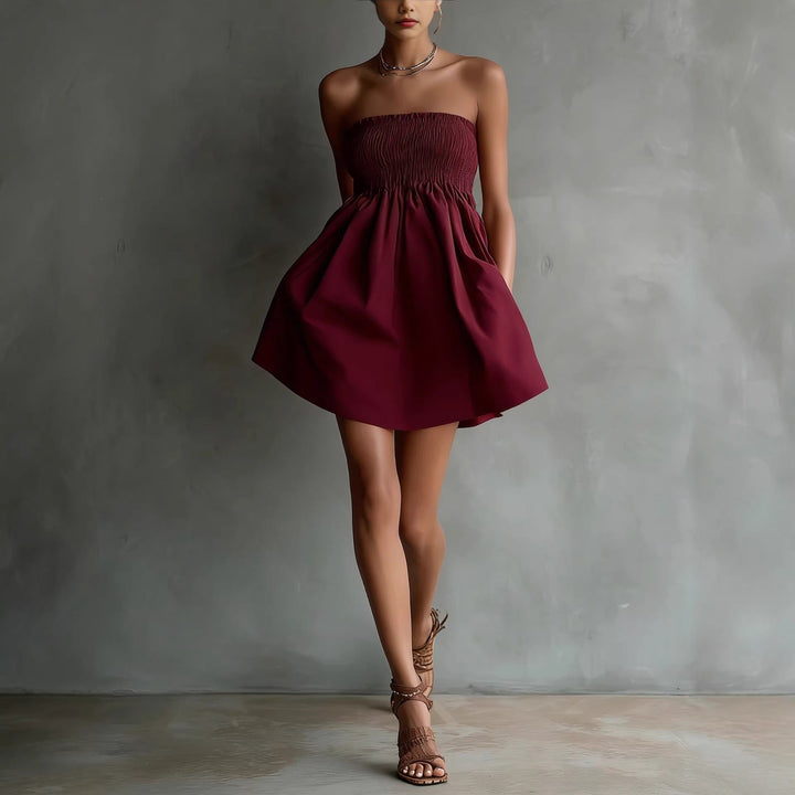 Suzanne - Mini-robe tube sans bretelles très chic