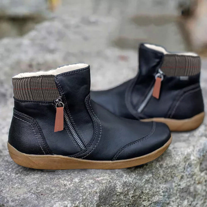 Stoija | Bottes imperméables en cuir pour femmes