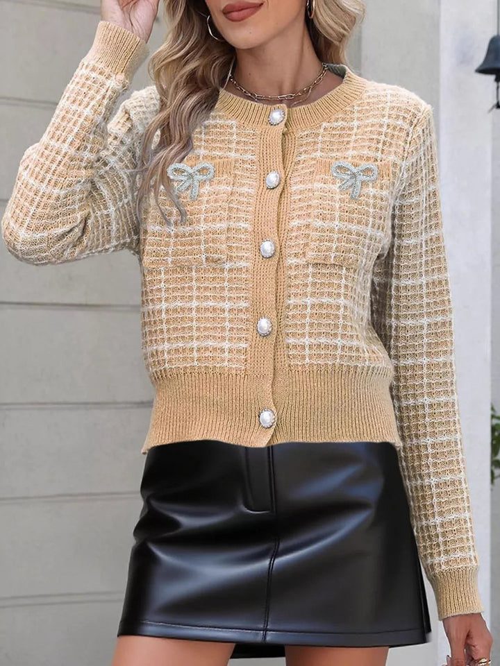 Ovelia - Cardigan chic à carreaux avec décor nœuds boutonné