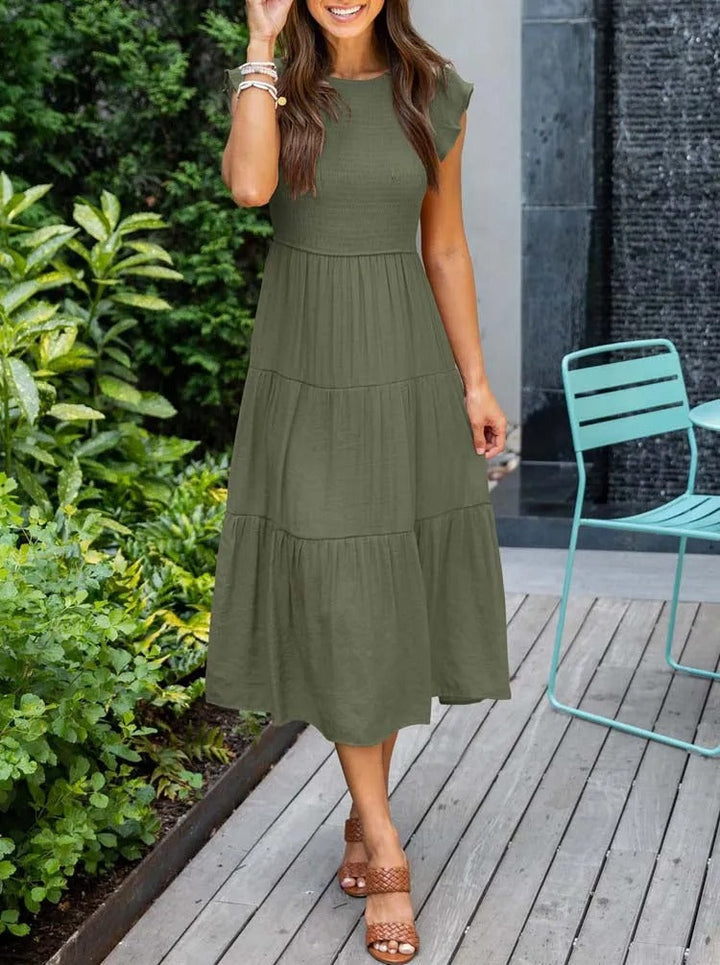 Theudelinda | Robe d'été élégante : détails de volants, poches