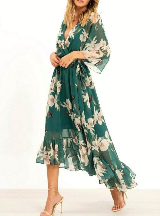 Unathi | Robe verte élégante à volants avec bande de taille
