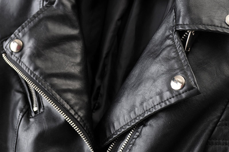 Biddy | Veste en cuir audacieuse pour femmes